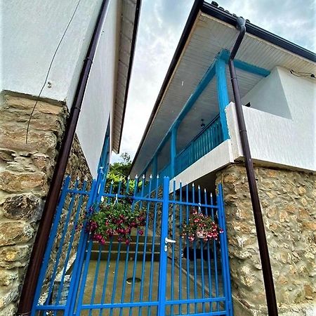 Цяла Ваканционна Къща- Florina Houses Hotel Goranovtsi Екстериор снимка
